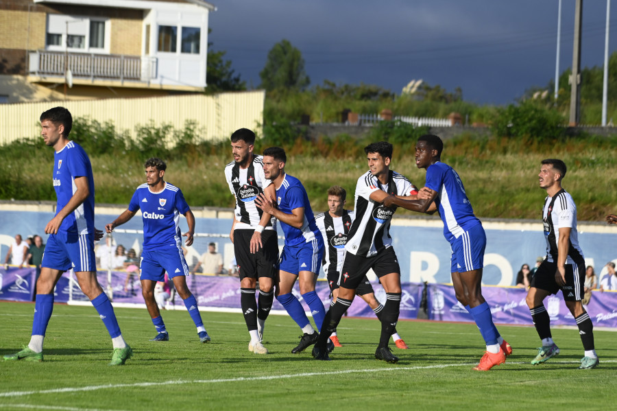 El Bergantiños gana el Trofeo Narón al imponerse al Racing de Ferrol en los penaltis