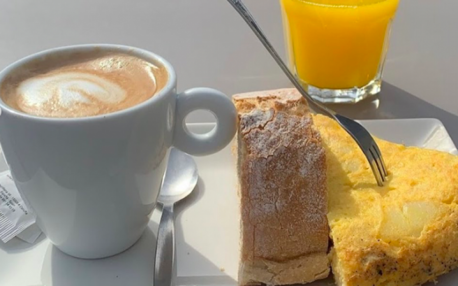 A Cabana do Chopo, cafés a un euro en la calle Camelias