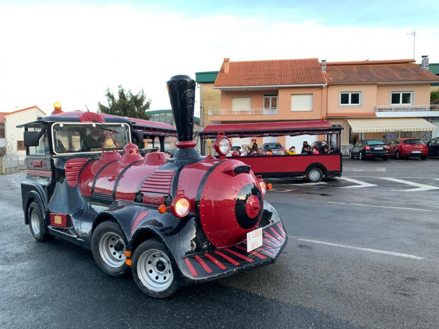 El Concello de Cabana pone en marcha el tren del verano que viajará cada viernes a Laxe