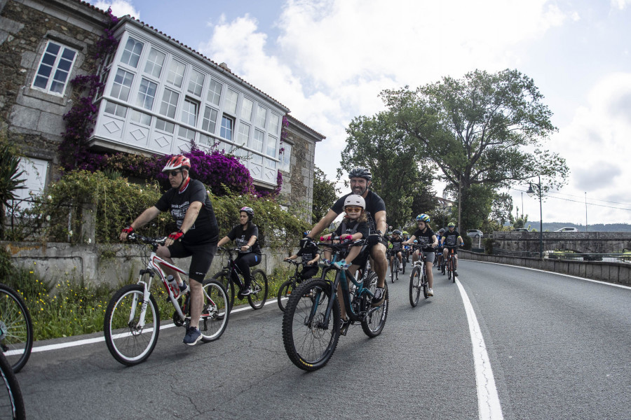 Ponteceso disfrutó de su 30º Día da Bicicleta