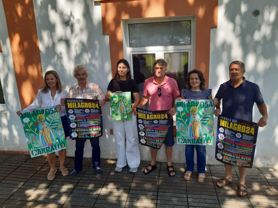 Orquestas de siempre, música disco y alfombras florales en A Milagrosa