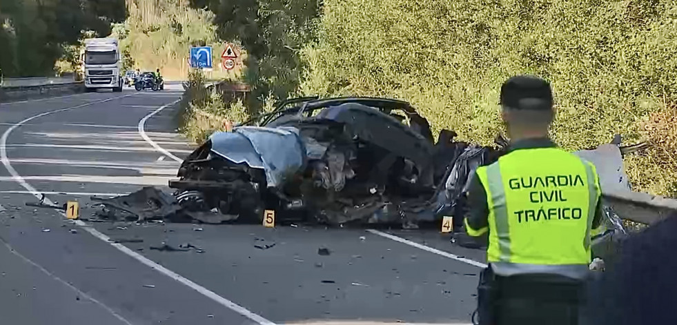 Un matrimonio de Carantoña fallece en un accidente de tráfico en Dumbría