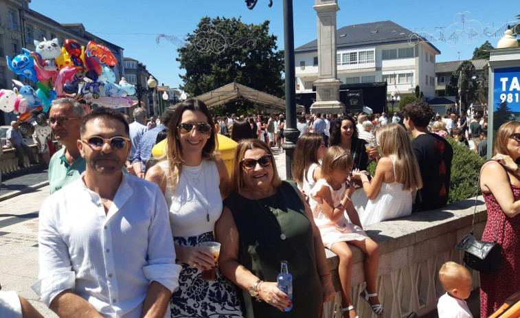 Una brasileña sorprende a su profesor durante las fiestas de A Laracha