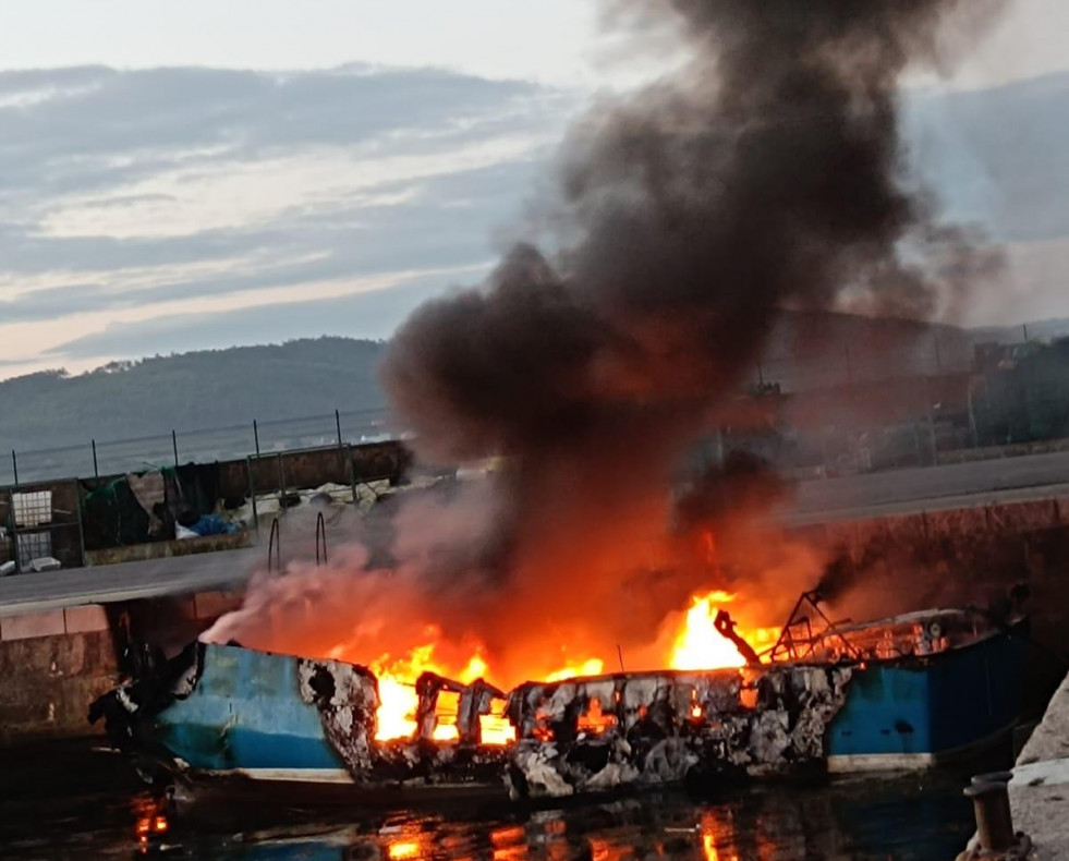 Barco camariñas