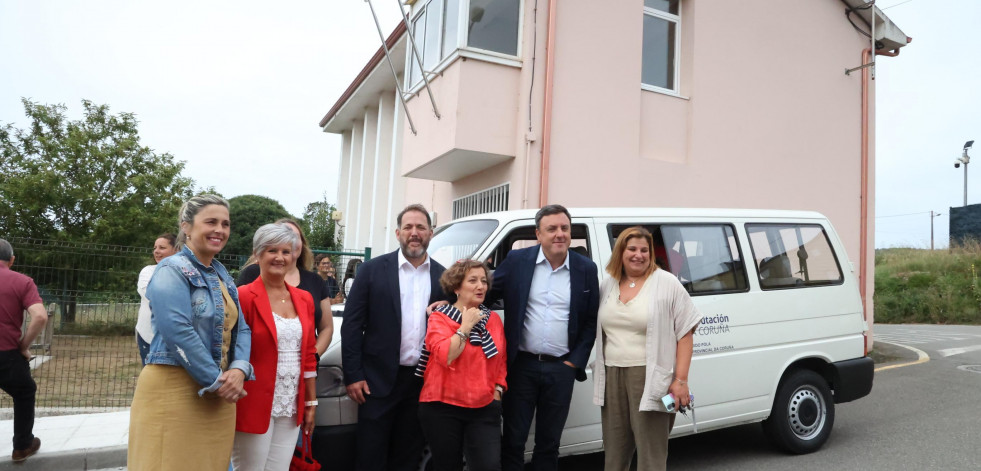 La Anpa del CRA de Ponteceso ya no tendrá que alquilar taxis para llevar a sus hijos al comedor escolar