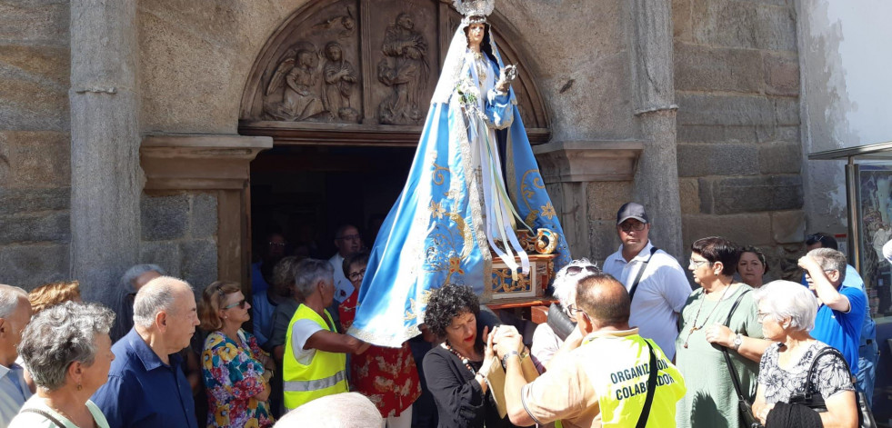 Milagros de Caión, Foliada en Laxe y De Vacas en Brantuas, citas de este sábado