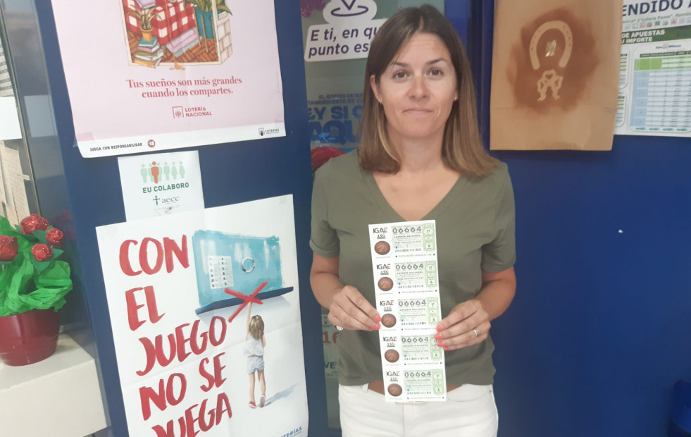 La Lotería Nacional deja 300.000 euros en Carballo con dos décimos del primer premio