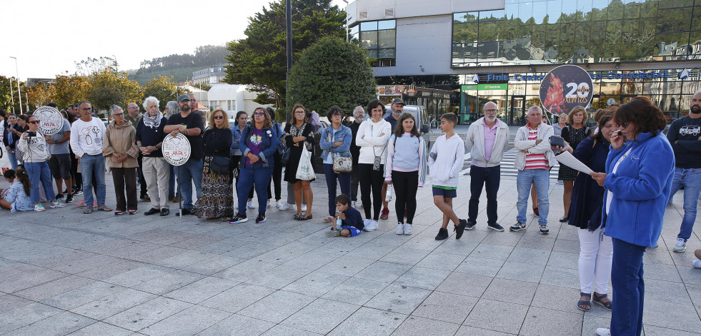 Empieza el curso con protestas por los recortes en la Costa da Morte