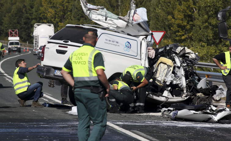 Mueren un vecino de Carballo y otro de Coristanco en un accidente en León