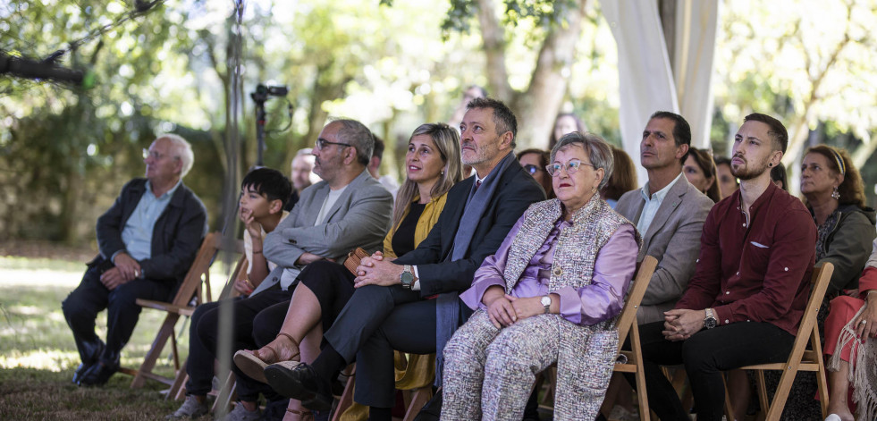 Más de trescientas personas  en  la jornada “Co liño e cos tempos” en las Torres do Allo