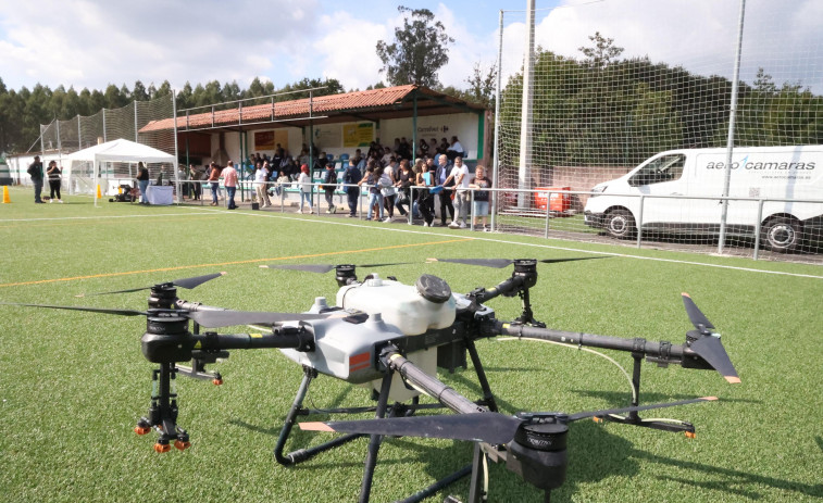 Ganaderos y agricultores de la Costa da Morte se forman sobre el uso de la tecnología en el rural