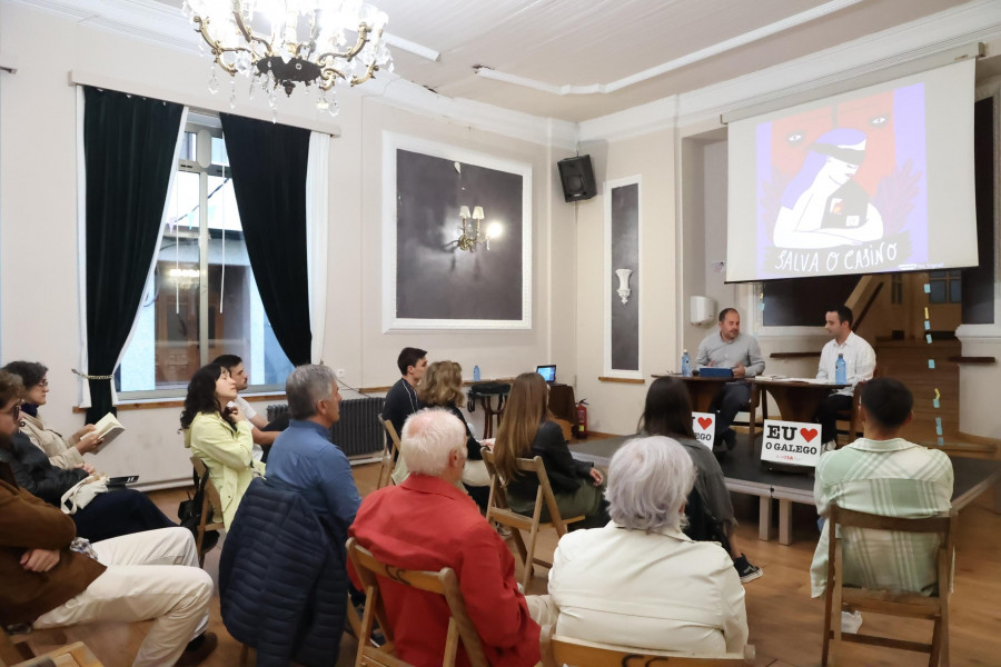 "Liberdade para o galego", en el Casino de Carballo