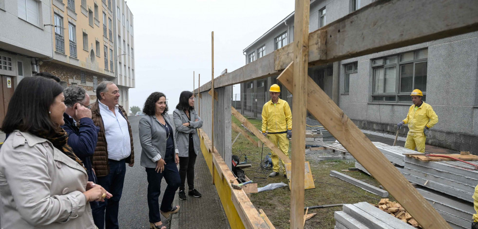 La Xunta destinó cerca de 100.000 euros a obras en los colegios de Caión y el Otero Pedrayo