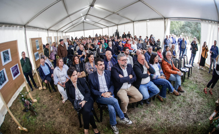 A Laracha abre la exposición sobre las antiguas 