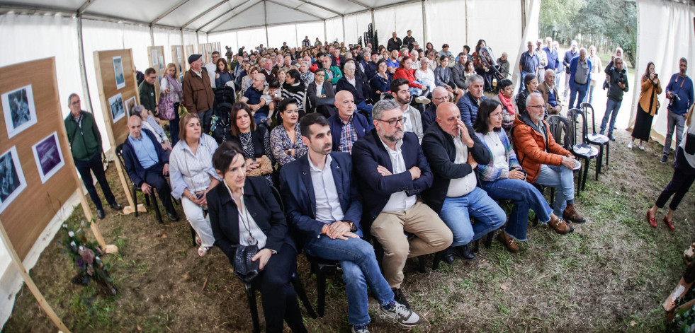 A Laracha abre la exposición sobre las antiguas 