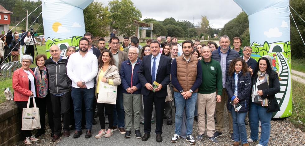 Formoso destaca en Cerceda la importancia del patrimonio en  la Vía Verde