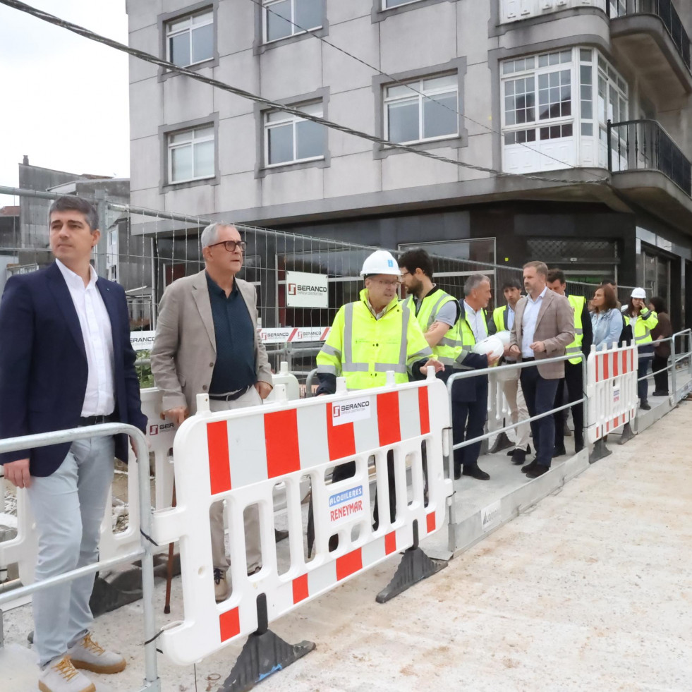 El puente de A Milagrosa de Carballo reabre para los peatones