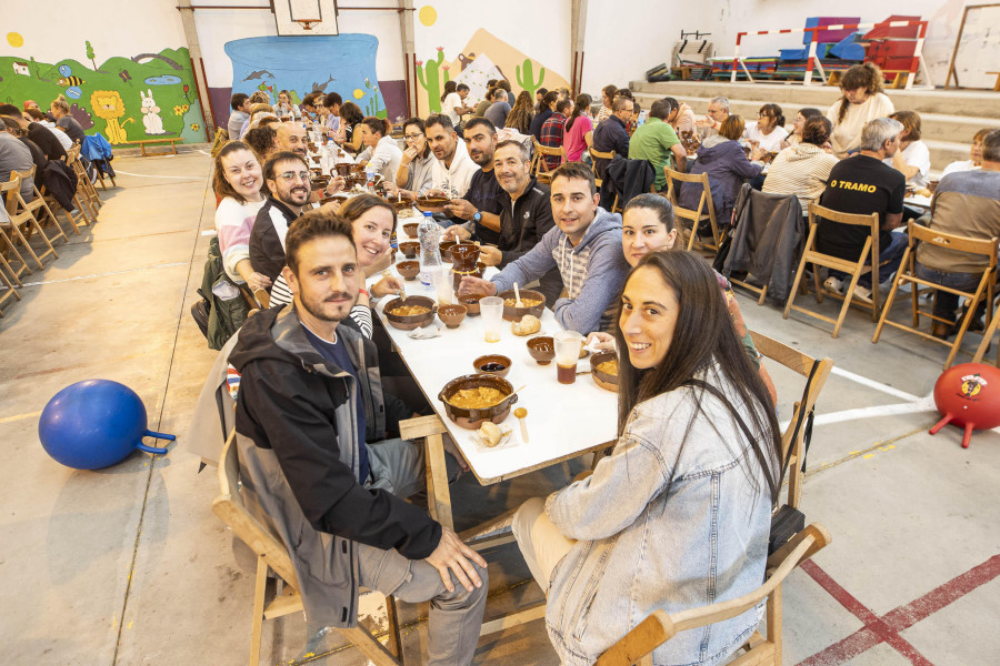 Caminata al Monte Neme y degustación de callos en Buño