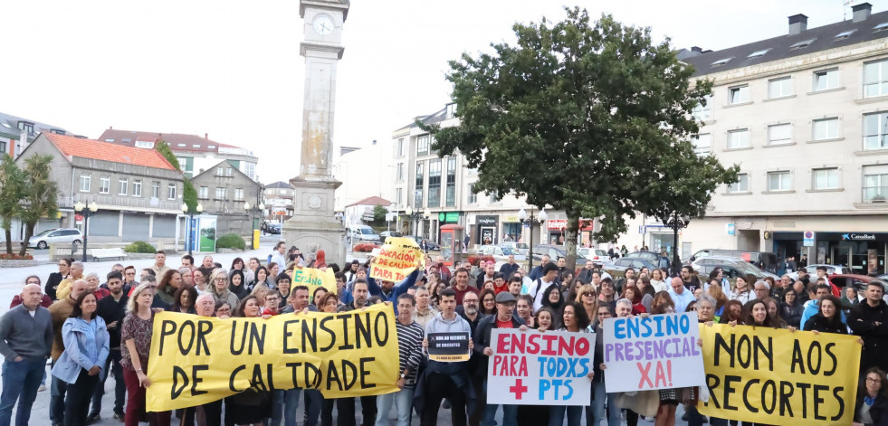 La Costa da Morte continúa con las protestas por los recortes en educación