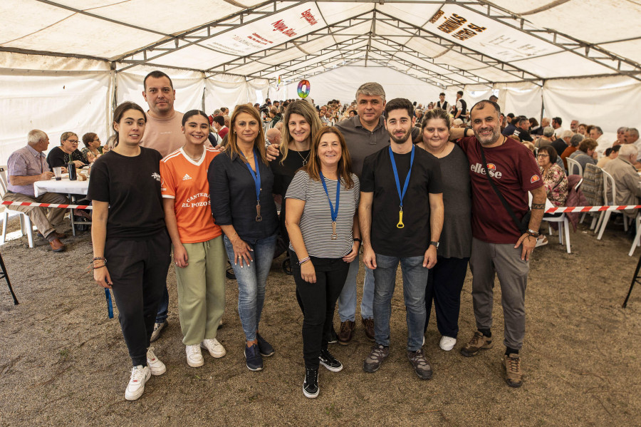 Concurrida y animada Festa Gastronómica en Soandres