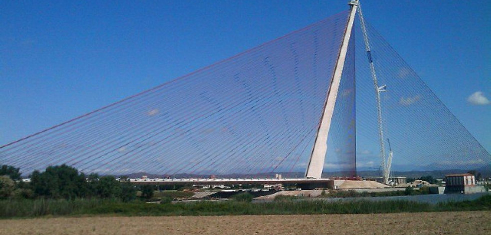 Muere un inglés en Castilla-La Mancha al caer de un puente al que se había subido para crear contenido para sus redes sociales