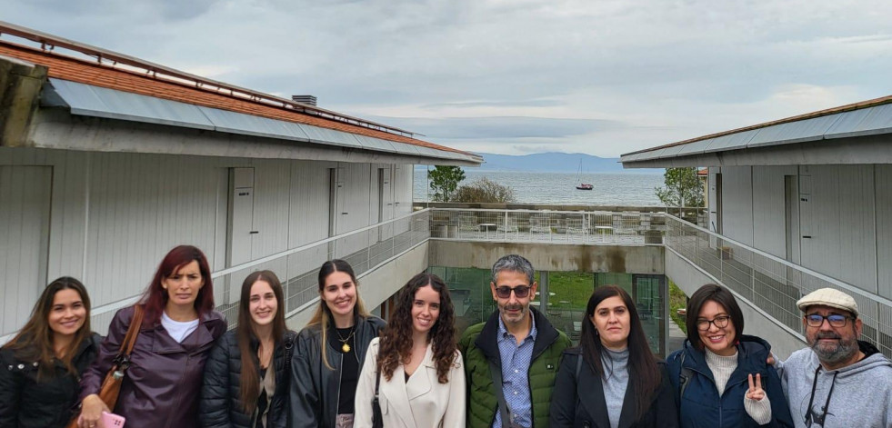 Alumnas del máster de Turismo, de visita por Fisterra