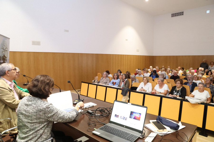 La Universidade Sénior comienza con récord de participación