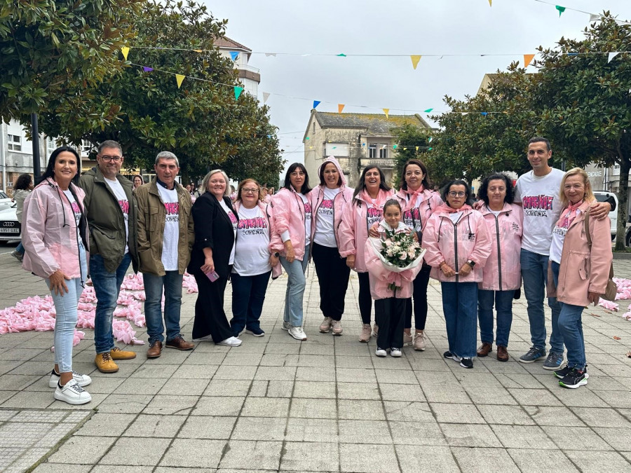 La Costa da Morte se tiñe de rosa contra el cáncer de mama