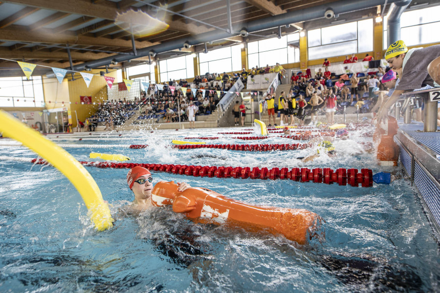 Buenos resultados para el Sysca en el comienzo de la liga de piscina