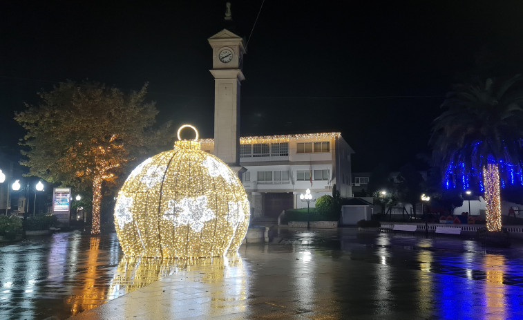 A Laracha gastará este año y el próximo un total de 82.000 euros en alumbrado navideño