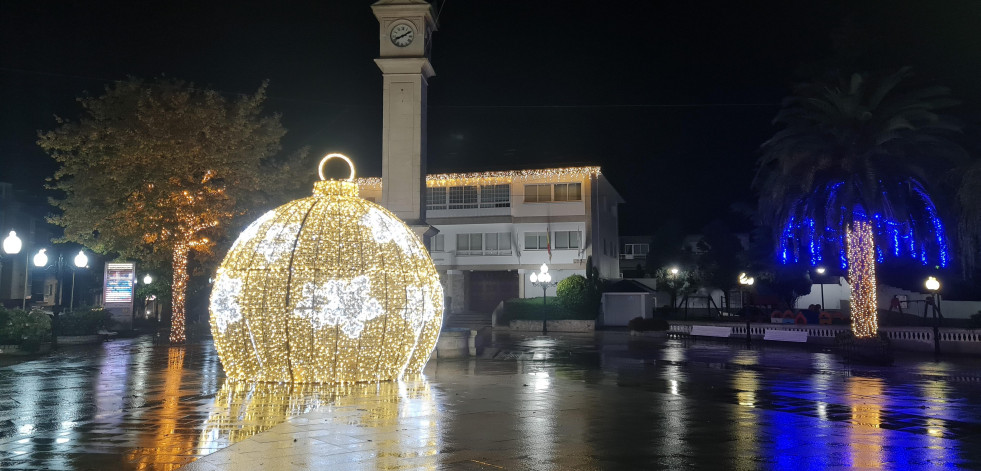 A Laracha gastará este año y el próximo un total de 82.000 euros en alumbrado navideño