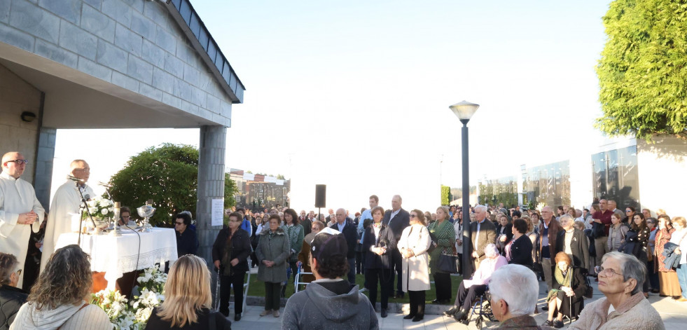 La Costa da Morte recuerda a sus difuntos