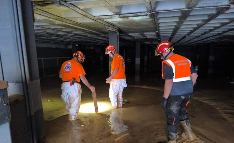 Jornadas de mucho trabajo y carga emocional para los voluntarios sobre el terreno en Valencia