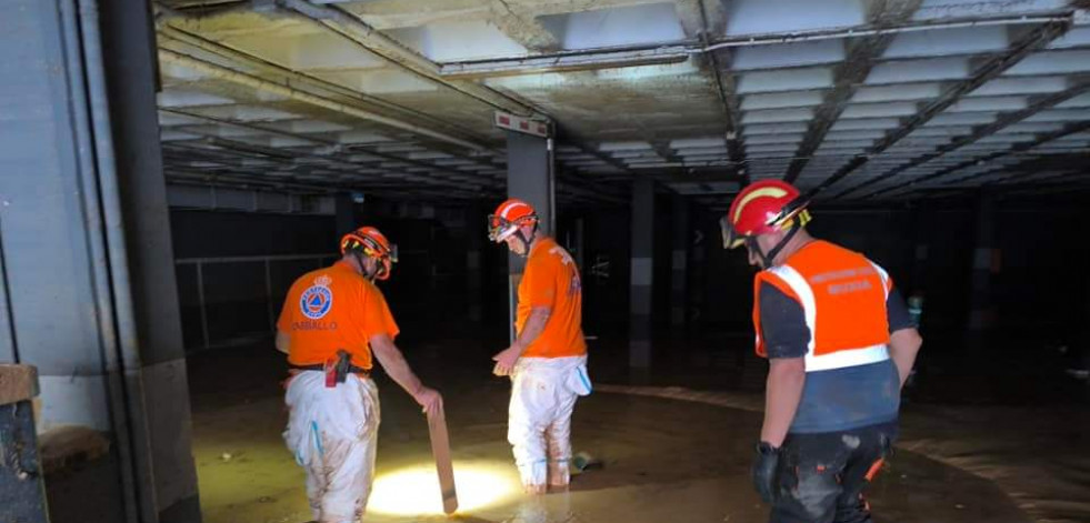 Jornadas de mucho trabajo y carga emocional para los voluntarios sobre el terreno en Valencia