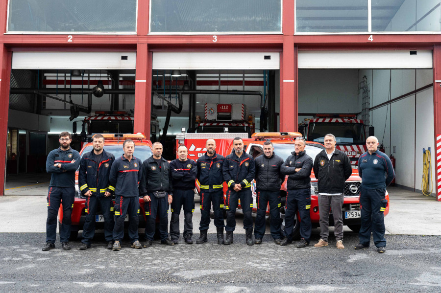 Los bomberos de Carballo se suman al dispositivo de ayuda en las zonas afectadas por la DANA