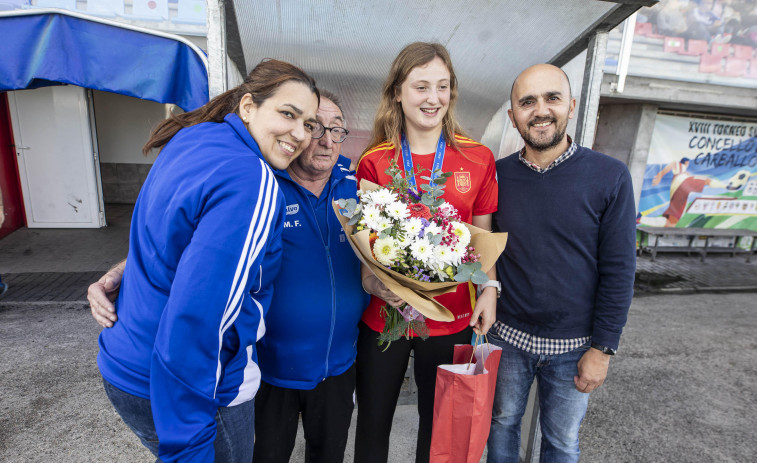 El Bergan Femenino cae en casa ante el Victoria FC tras homenajear a Elena Vázquez