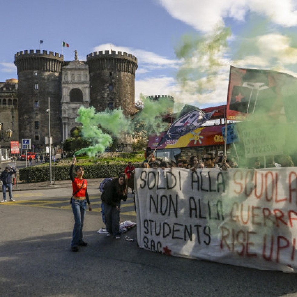 EstudianteapualadoenNpoles