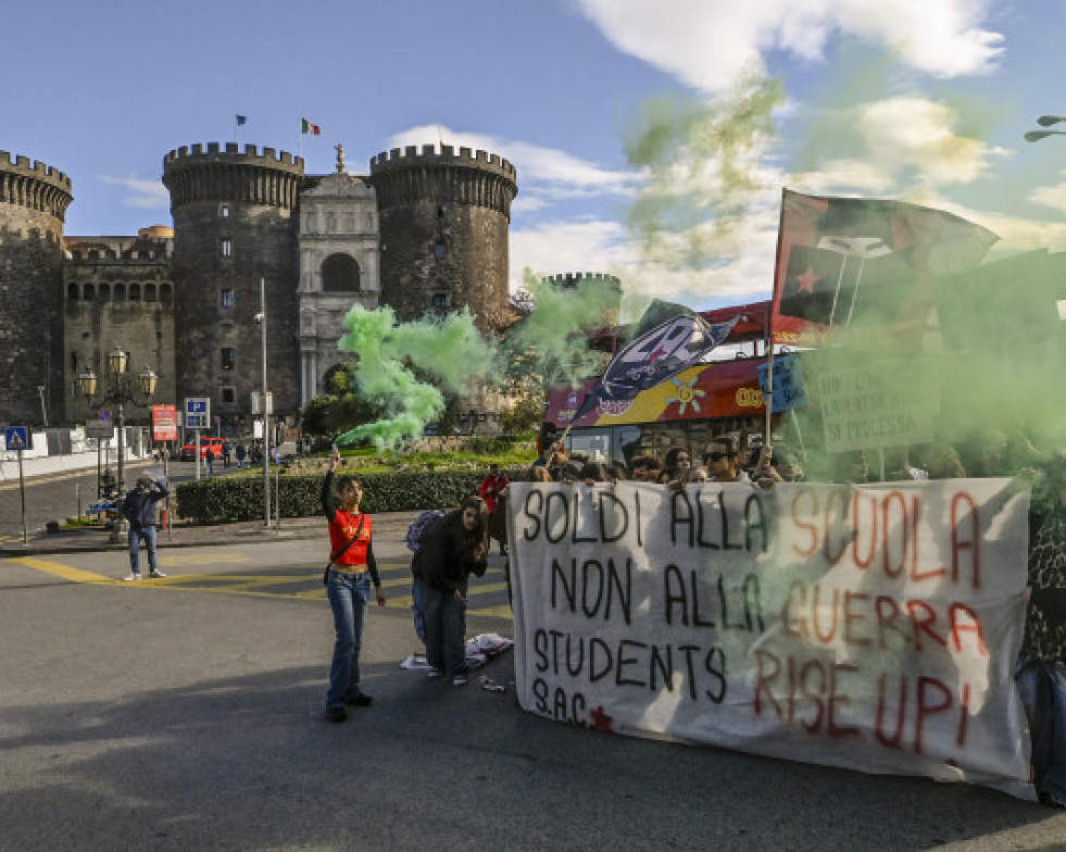 EstudianteapualadoenNpoles