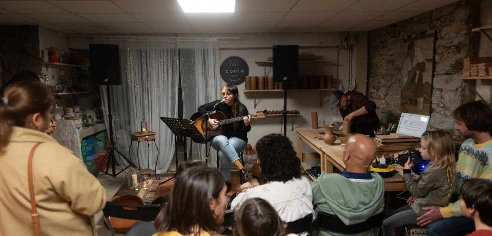 Música, poesía y olería en el Obradoiro Gorín