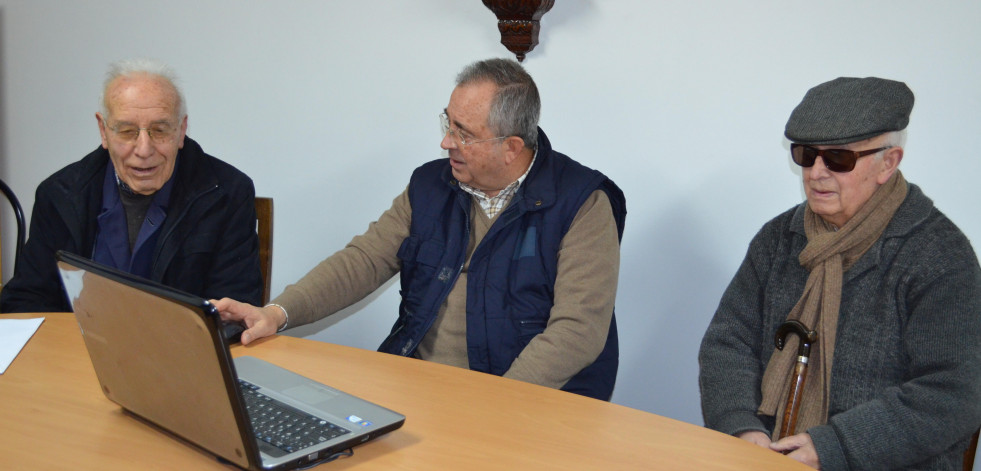 Compañeros y exfeligreses del sacerdote Jesús Bello Mato le tributan un homenaje