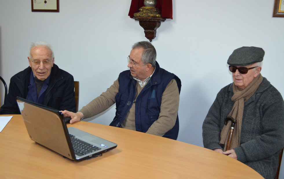 Compañeros y exfeligreses del sacerdote Jesús Bello Mato le tributan un homenaje