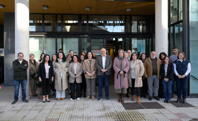 Cuarenta alumnos de los obradoiros de empleo de A Laracha y Carballo concluyen su formación