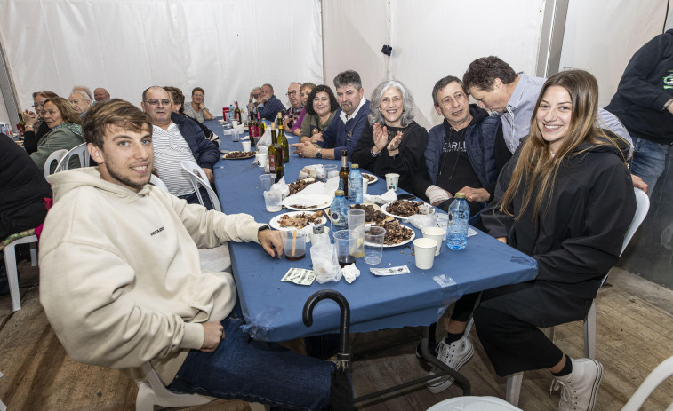 Churrasco y castañas en Estramil