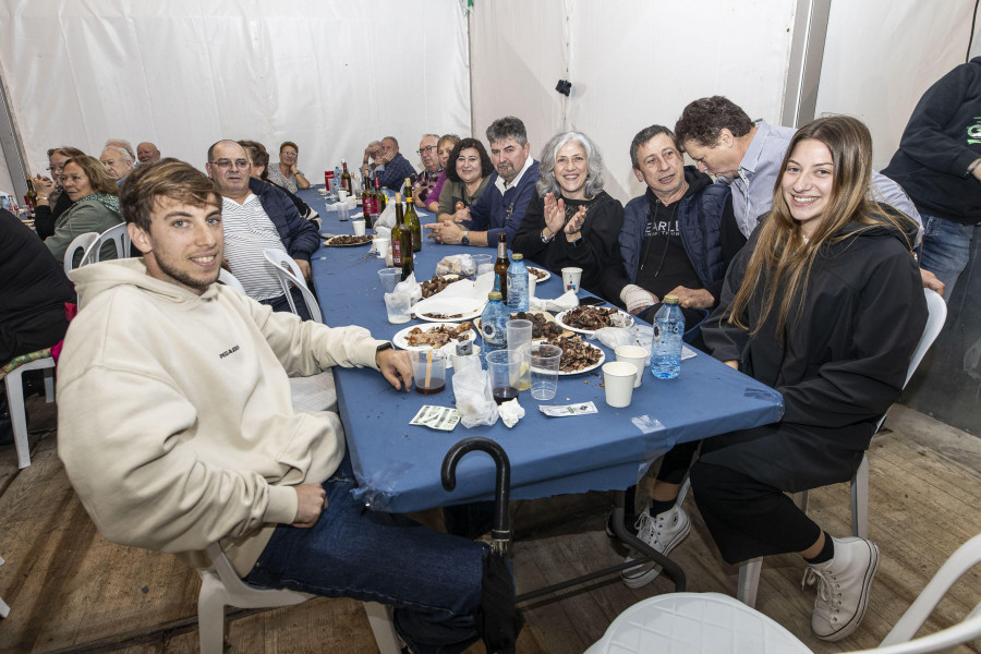 Churrasco y castañas en Estramil