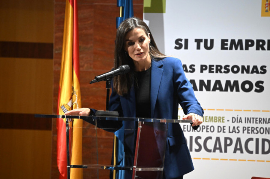 La reina visita un colegio con un plan pionero de educación socio-emocional