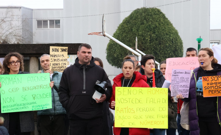 El BNG lleva al Parlamento de Galicia la situación del CEIP Bergantiños