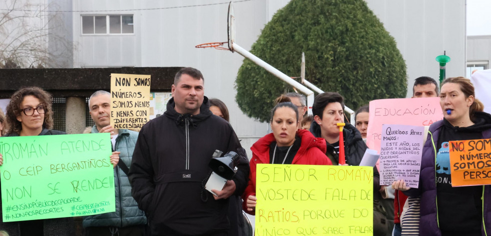 El BNG lleva al Parlamento de Galicia la situación del CEIP Bergantiños