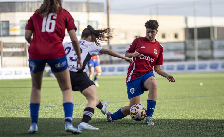 El Bergantiños Femenino igualó por dos veces en Mareo ante el Gijón B, pero al final cedió