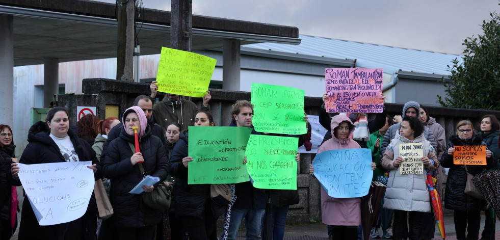 Continúan las movilizaciones de la Anpa del CEIP Bergantiños a las que se suma Besteiro