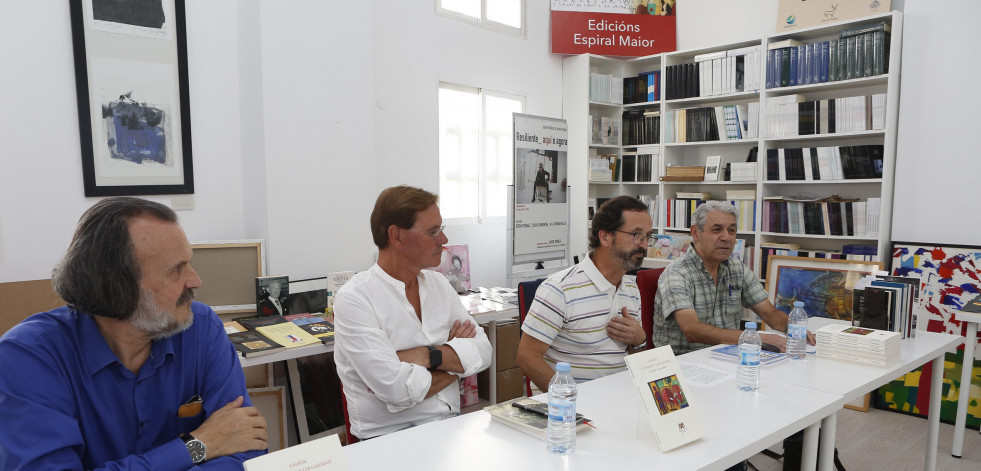 Récord de presentaciones literarias en Carballo, Corcubión y Vimianzo